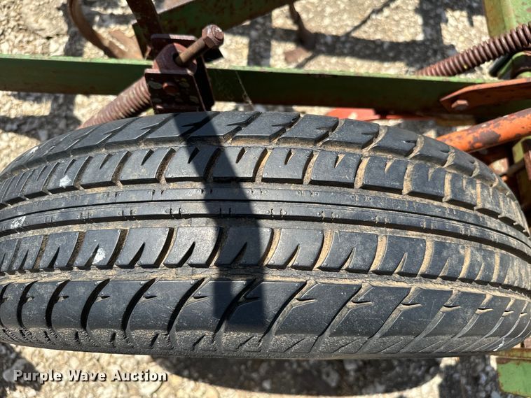 image for item NQ9649 Field cultivator