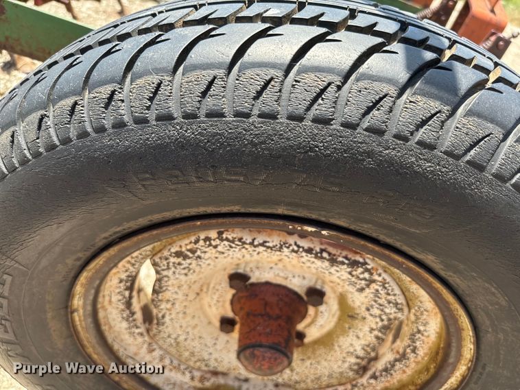 image for item NQ9649 Field cultivator