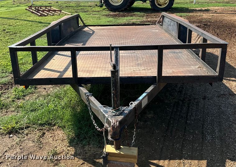 image for item NQ9682 1988 Sunblest utility trailer