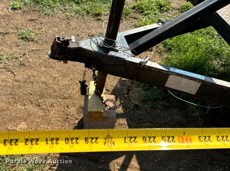 image for item NQ9682 1988 Sunblest utility trailer