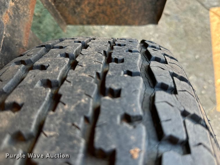 image for item NQ9682 1988 Sunblest utility trailer