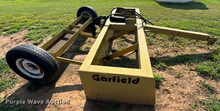 image for item NQ9684 Garfield  box blade