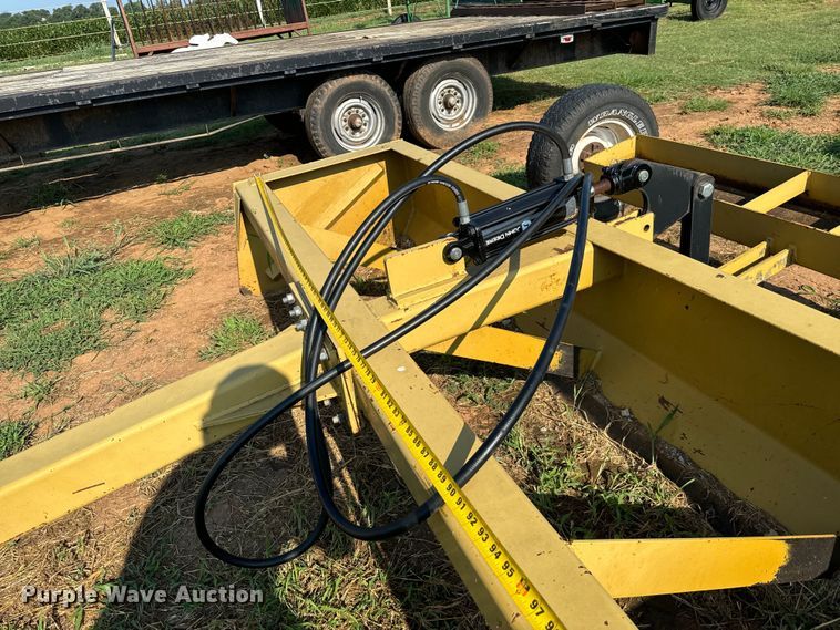 image for item NQ9684 Garfield  box blade