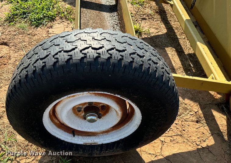 image for item NQ9684 Garfield  box blade