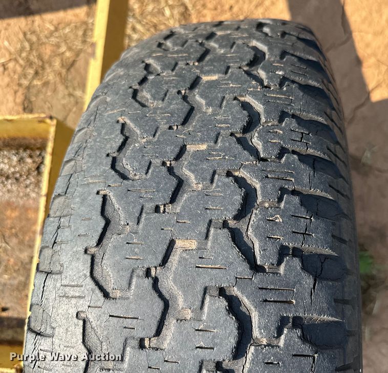 image for item NQ9684 Garfield  box blade