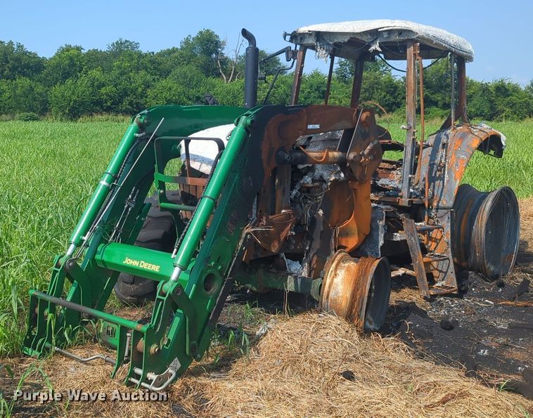 image for item NW9613 2019 John Deere  6120M  MFWD tractor