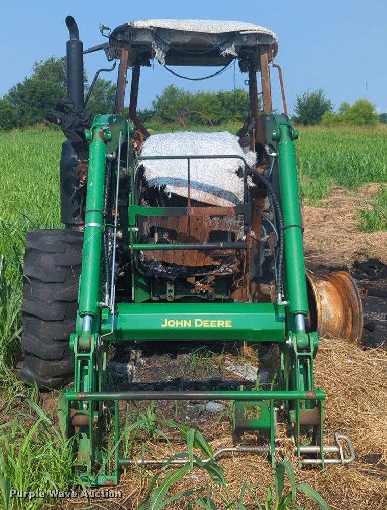 image for item NW9613 2019 John Deere  6120M  MFWD tractor