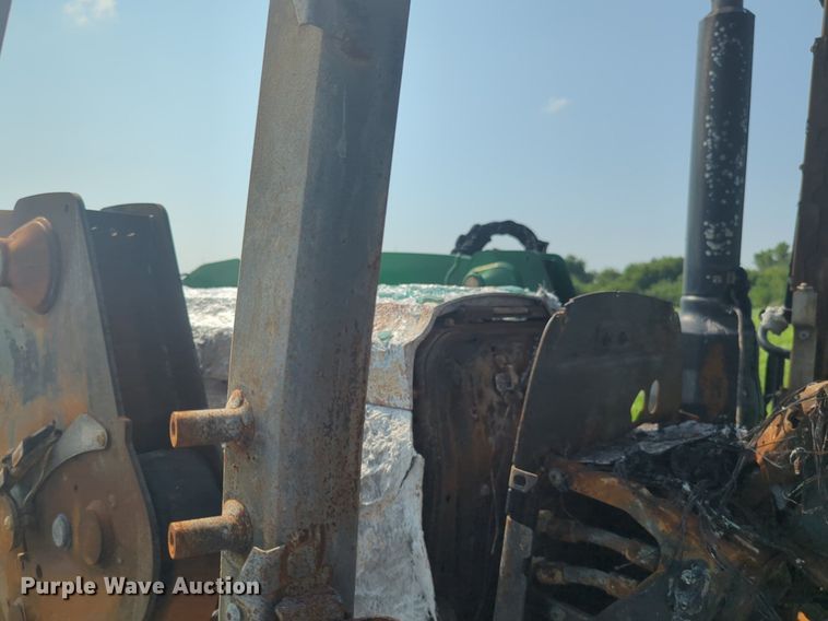 image for item NW9613 2019 John Deere  6120M  MFWD tractor