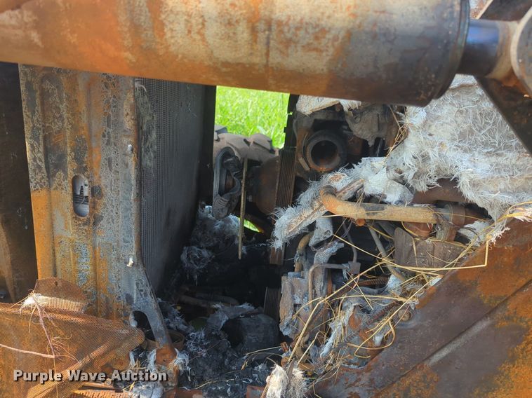 image for item NW9613 2019 John Deere  6120M  MFWD tractor