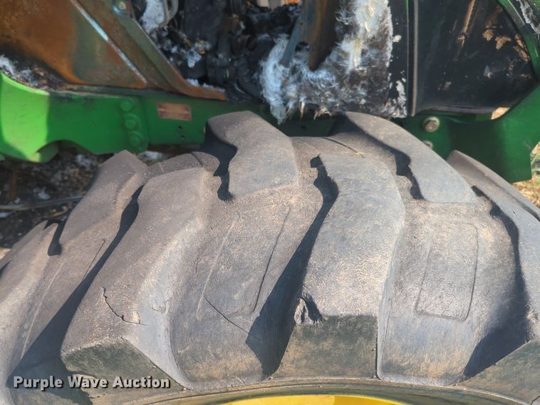 image for item NW9613 2019 John Deere  6120M  MFWD tractor