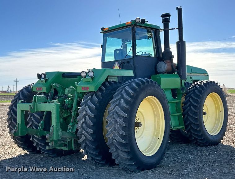 image for item OA9595 1996 John Deere 8770 4WD tractor