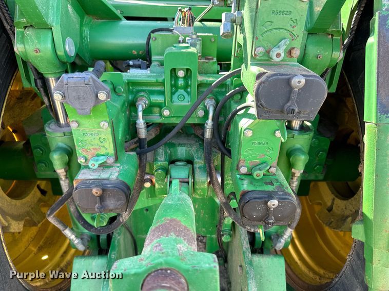 image for item OA9595 1996 John Deere 8770 4WD tractor