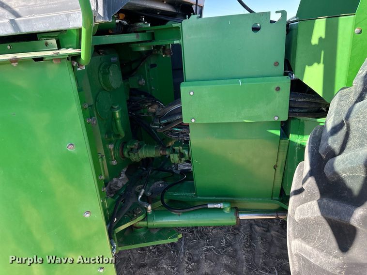 image for item OA9595 1996 John Deere 8770 4WD tractor