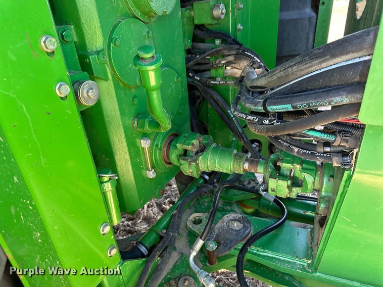 image for item OA9595 1996 John Deere 8770 4WD tractor