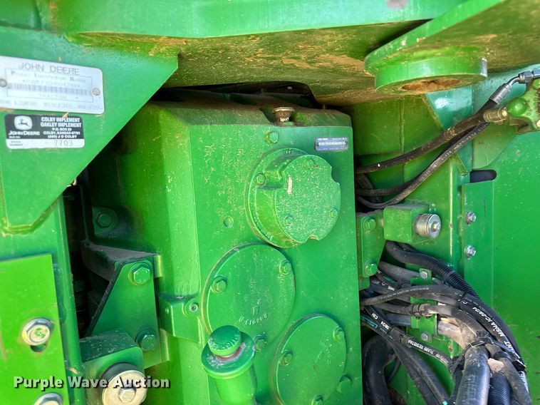 image for item OA9595 1996 John Deere 8770 4WD tractor