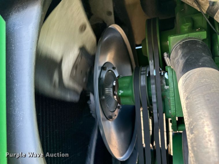 image for item OA9595 1996 John Deere 8770 4WD tractor