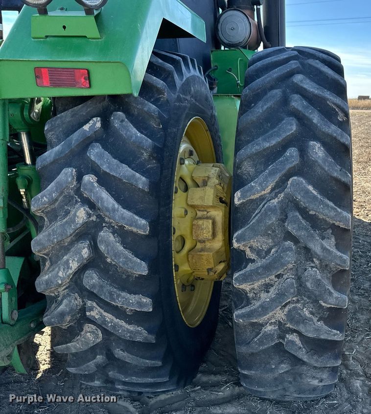 image for item OA9595 1996 John Deere 8770 4WD tractor