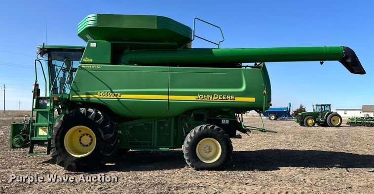 image for item OA9599 2007 John Deere 9660 STS combine