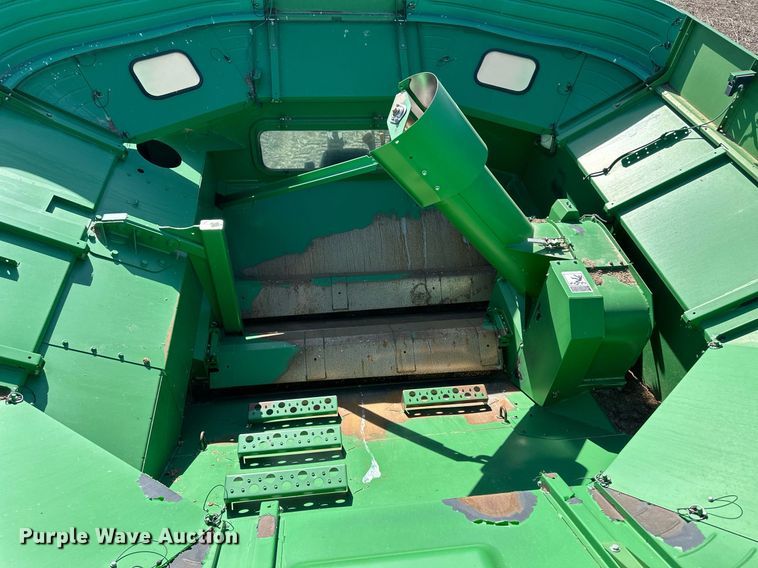 image for item OA9599 2007 John Deere 9660 STS combine