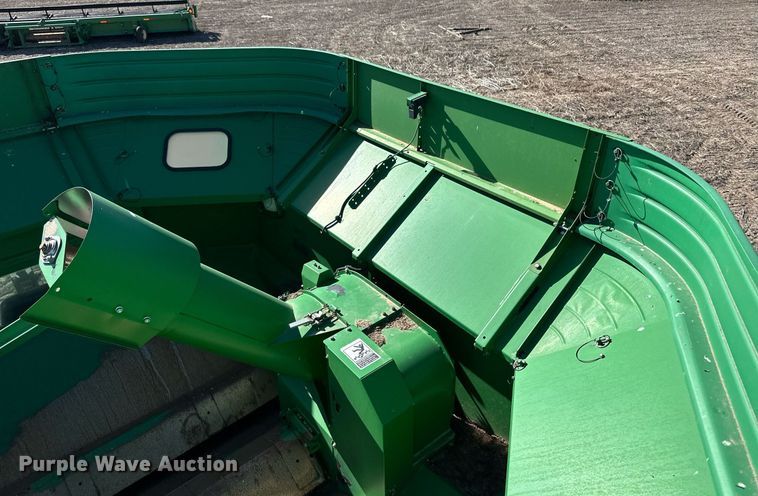 image for item OA9599 2007 John Deere 9660 STS combine