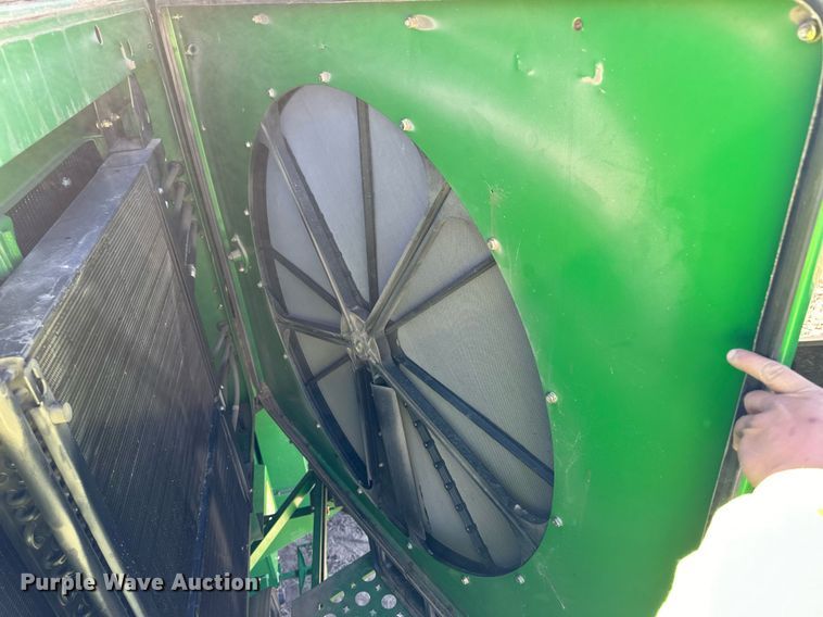 image for item OA9599 2007 John Deere 9660 STS combine