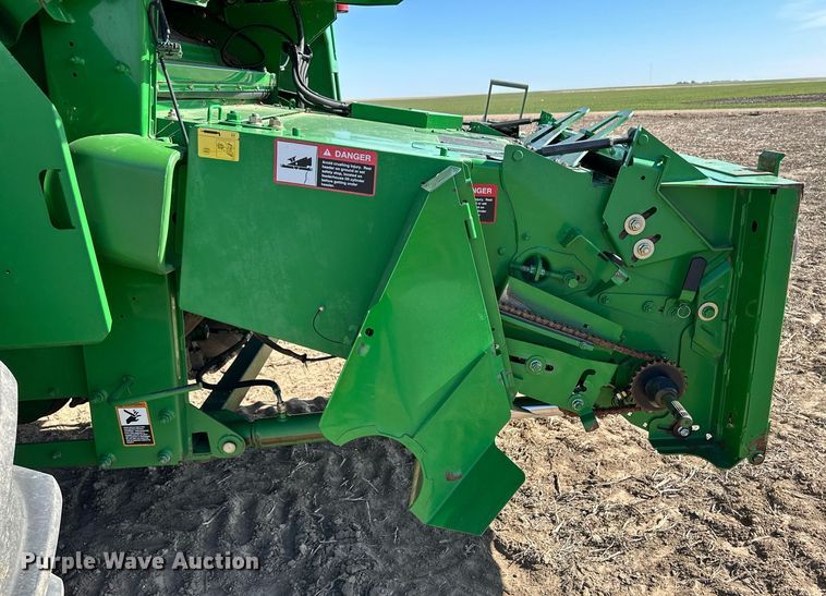 image for item OA9599 2007 John Deere 9660 STS combine