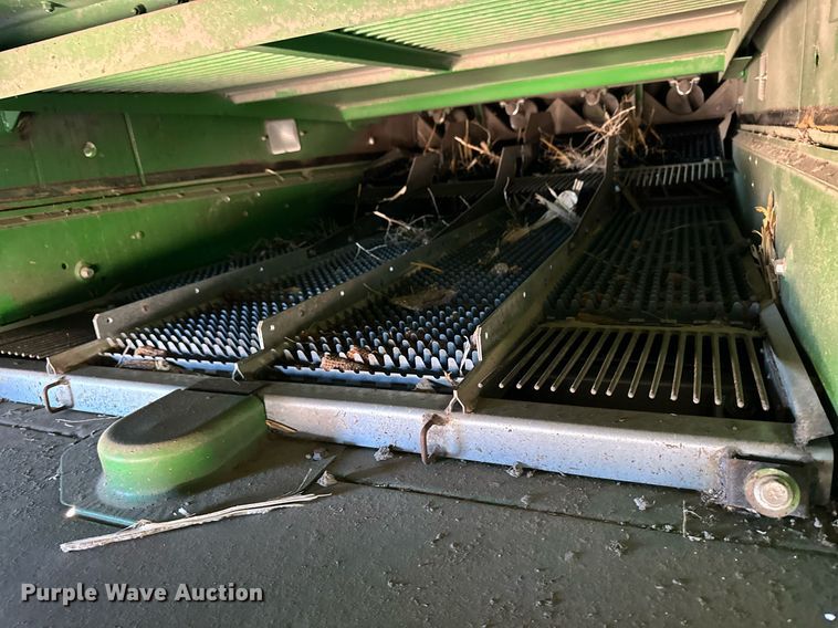 image for item OA9599 2007 John Deere 9660 STS combine