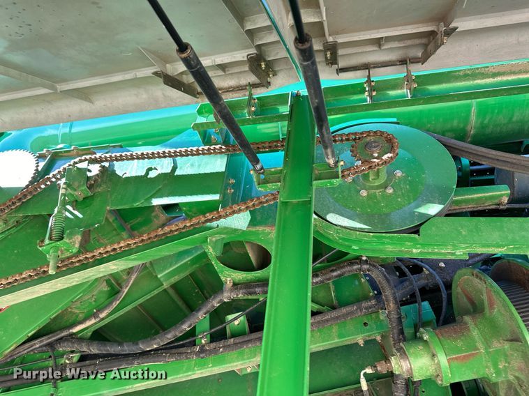 image for item OA9599 2007 John Deere 9660 STS combine