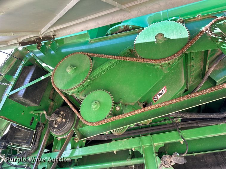 image for item OA9599 2007 John Deere 9660 STS combine