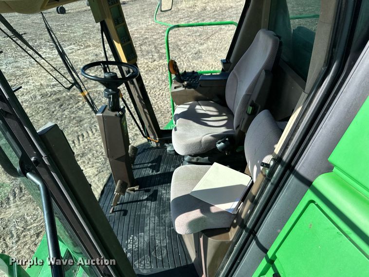 image for item OA9599 2007 John Deere 9660 STS combine