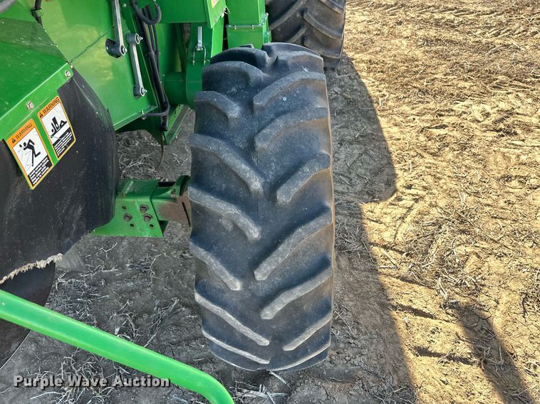 image for item OA9599 2007 John Deere 9660 STS combine