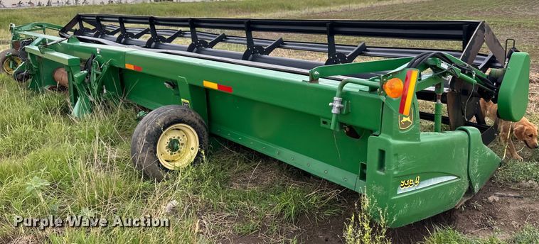 image for item OA9600 John Deere 936D draper head
