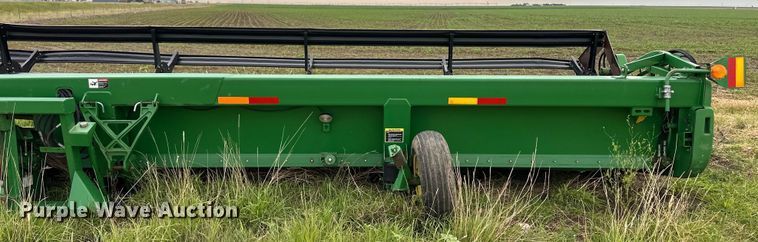 image for item OA9600 John Deere 936D draper head