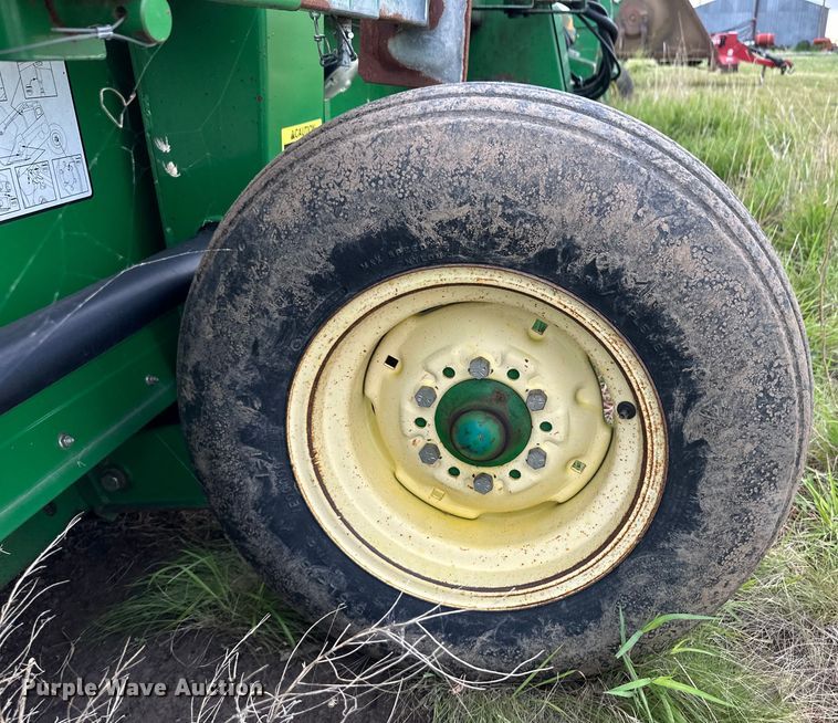 image for item OA9600 John Deere 936D draper head