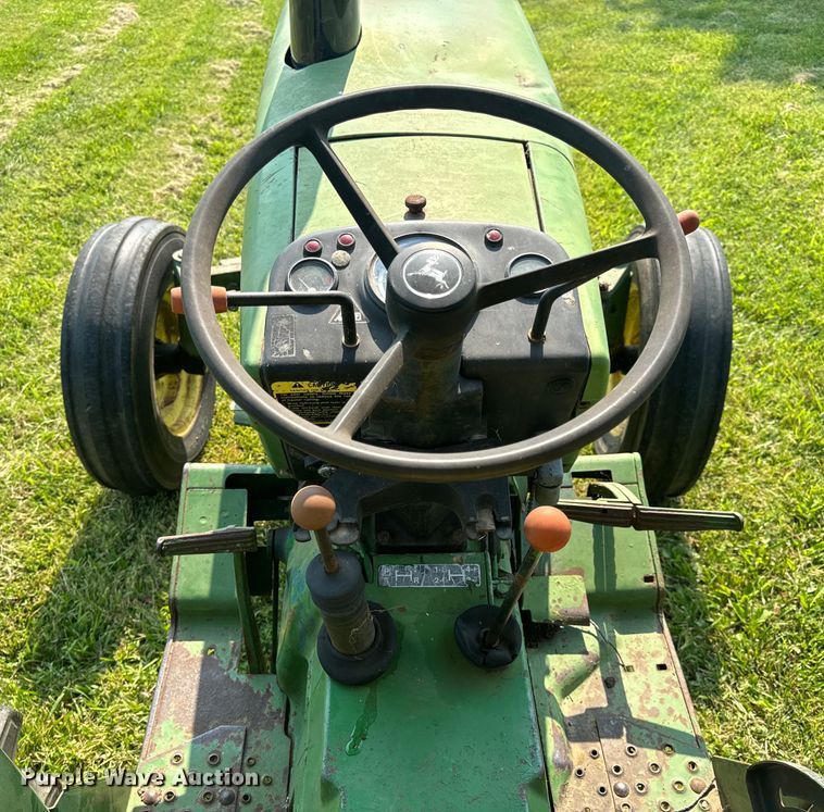 image for item OF9792 1976 John Deere 2240 tractor