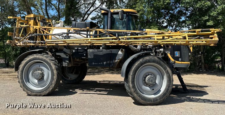 image for item OF9858 2013 RoGator RG900 sprayer