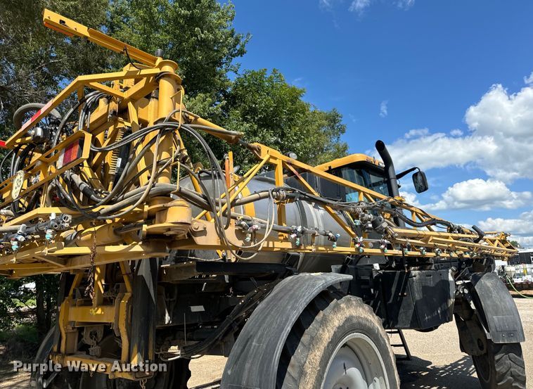 image for item OF9858 2013 RoGator RG900 sprayer