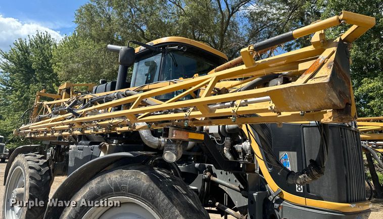 image for item OF9858 2013 RoGator RG900 sprayer