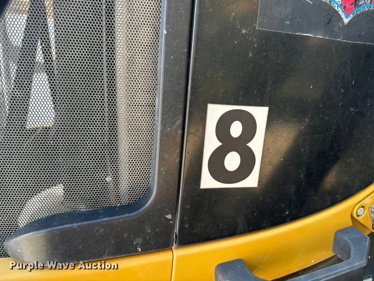 image for item OF9858 2013 RoGator RG900 sprayer