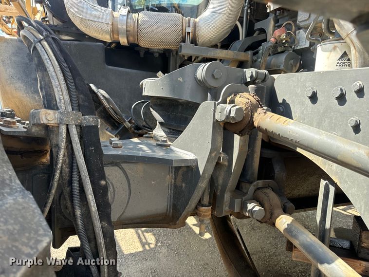 image for item OF9858 2013 RoGator RG900 sprayer