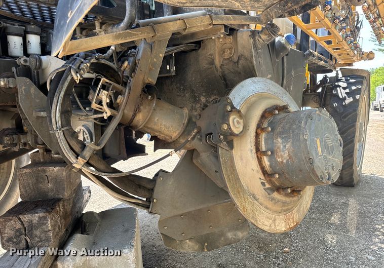 image for item OF9858 2013 RoGator RG900 sprayer