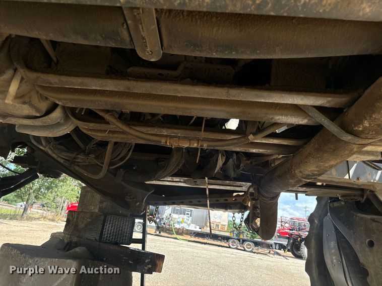 image for item OF9858 2013 RoGator RG900 sprayer