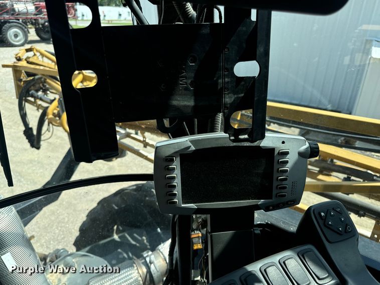 image for item OF9858 2013 RoGator RG900 sprayer