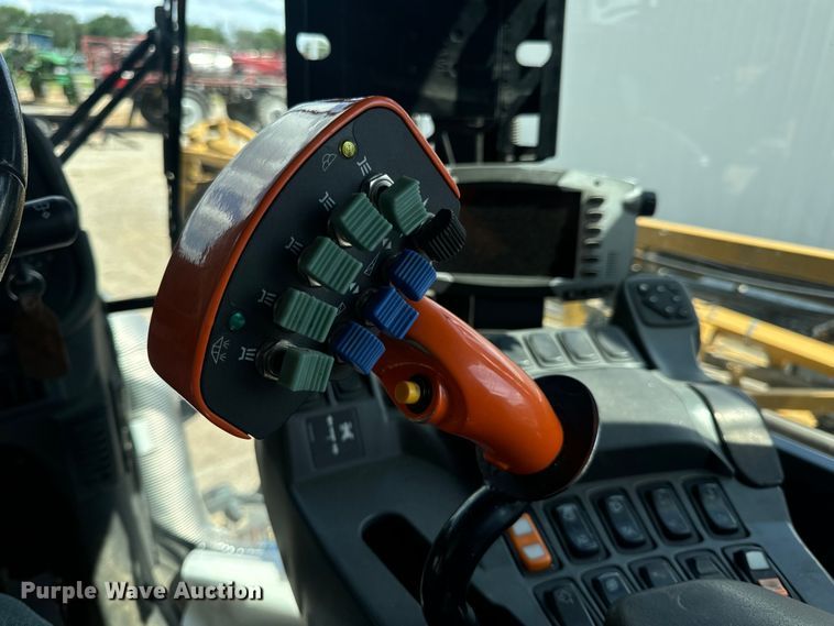 image for item OF9858 2013 RoGator RG900 sprayer