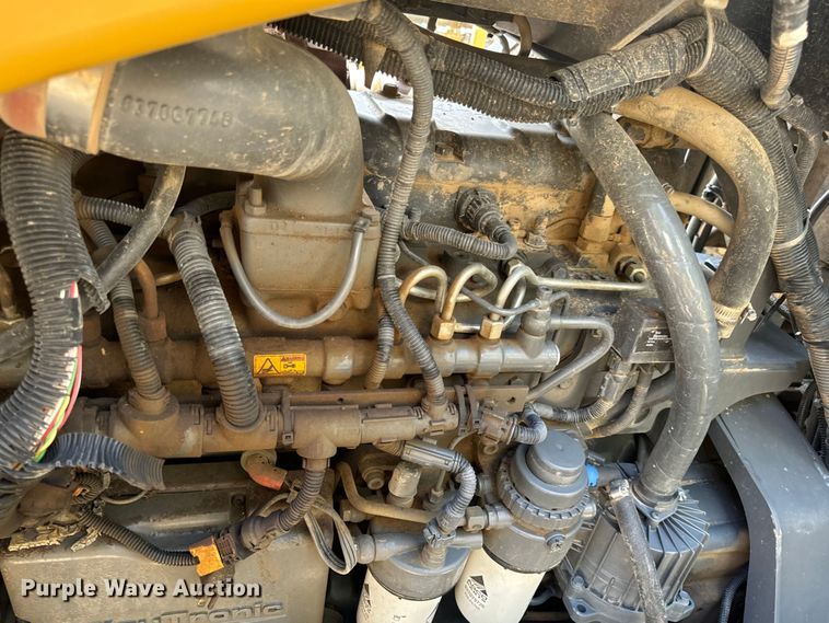 image for item OF9858 2013 RoGator RG900 sprayer