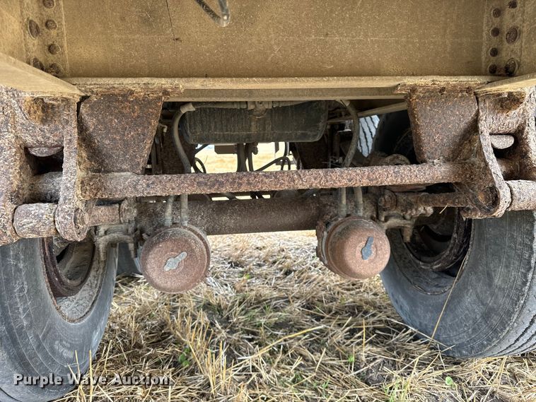 image for item OG9585 1993 Timpte  grain trailer