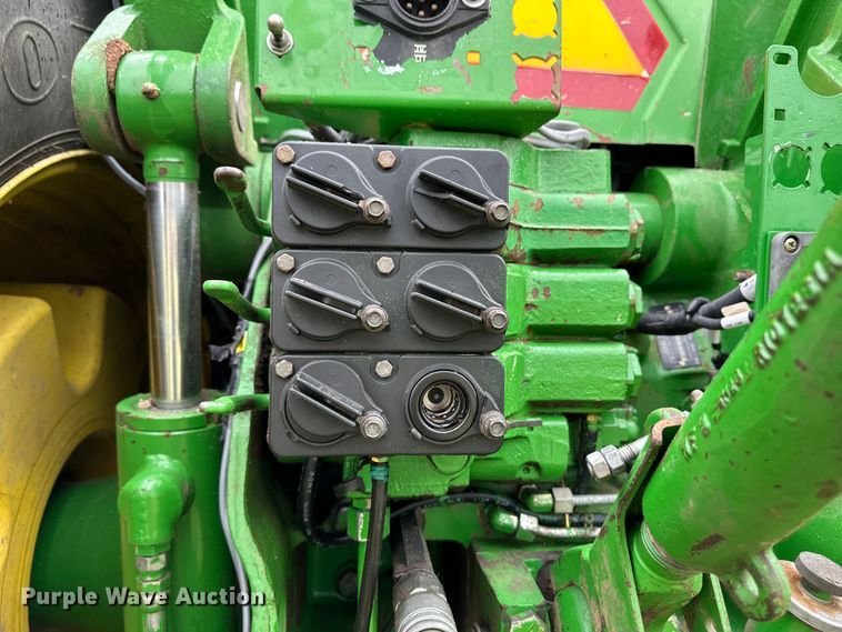 image for item OL9657 1995 John Deere 8300 MFWD tractor