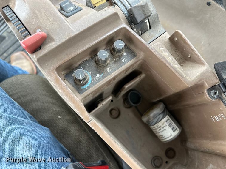 image for item OL9657 1995 John Deere 8300 MFWD tractor