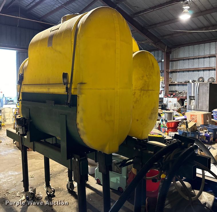 image for item OL9657 1995 John Deere 8300 MFWD tractor