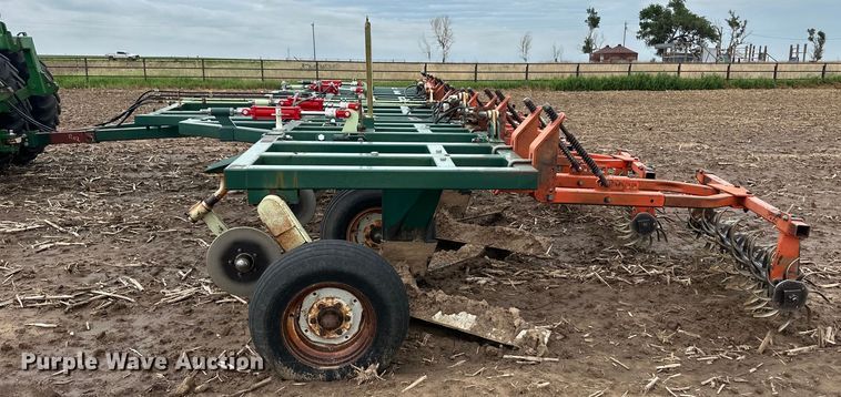 image for item OL9661 Flex-King KM33 sweep plow